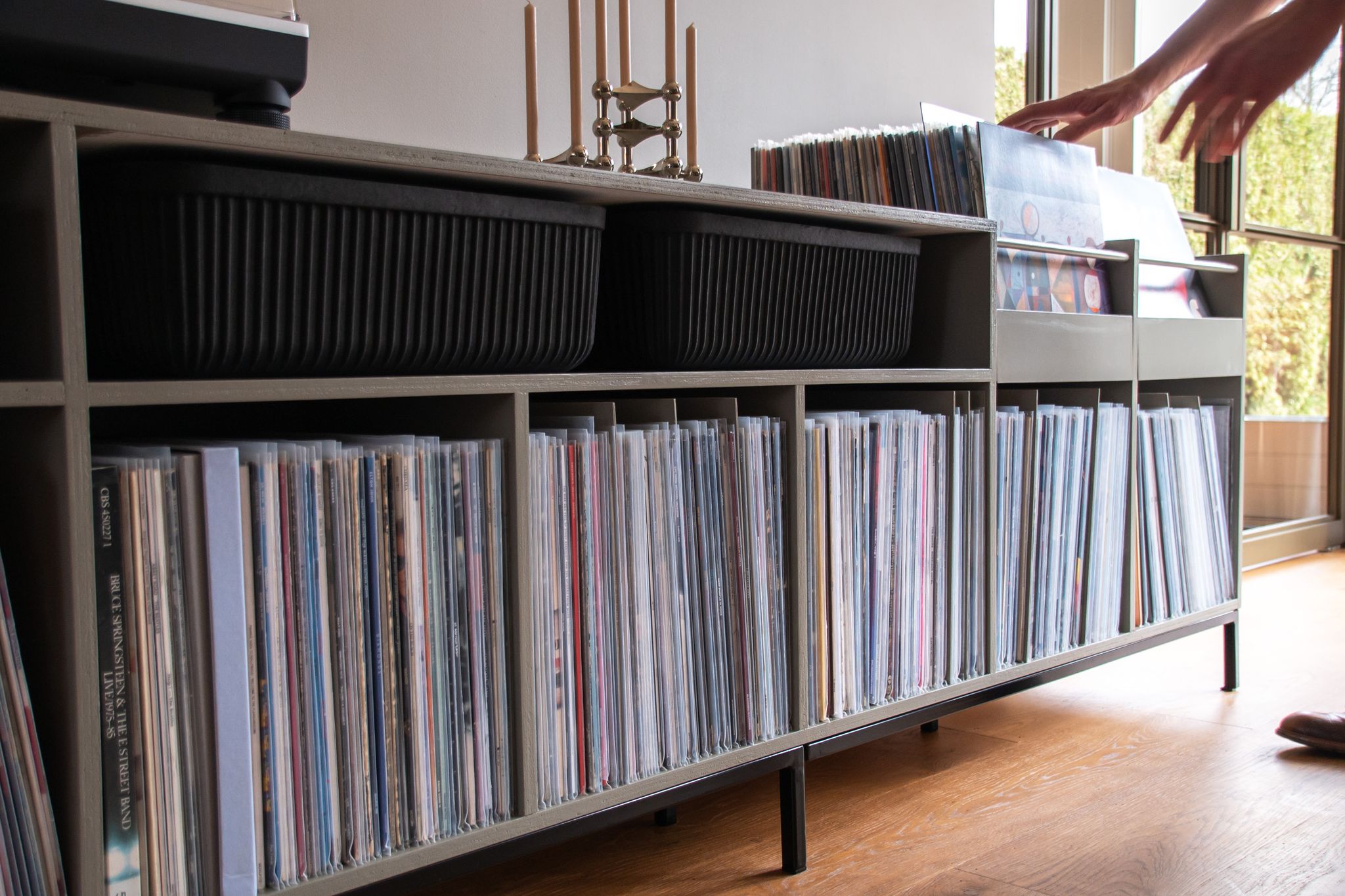How to choose the perfect vinyl cabinet for your records