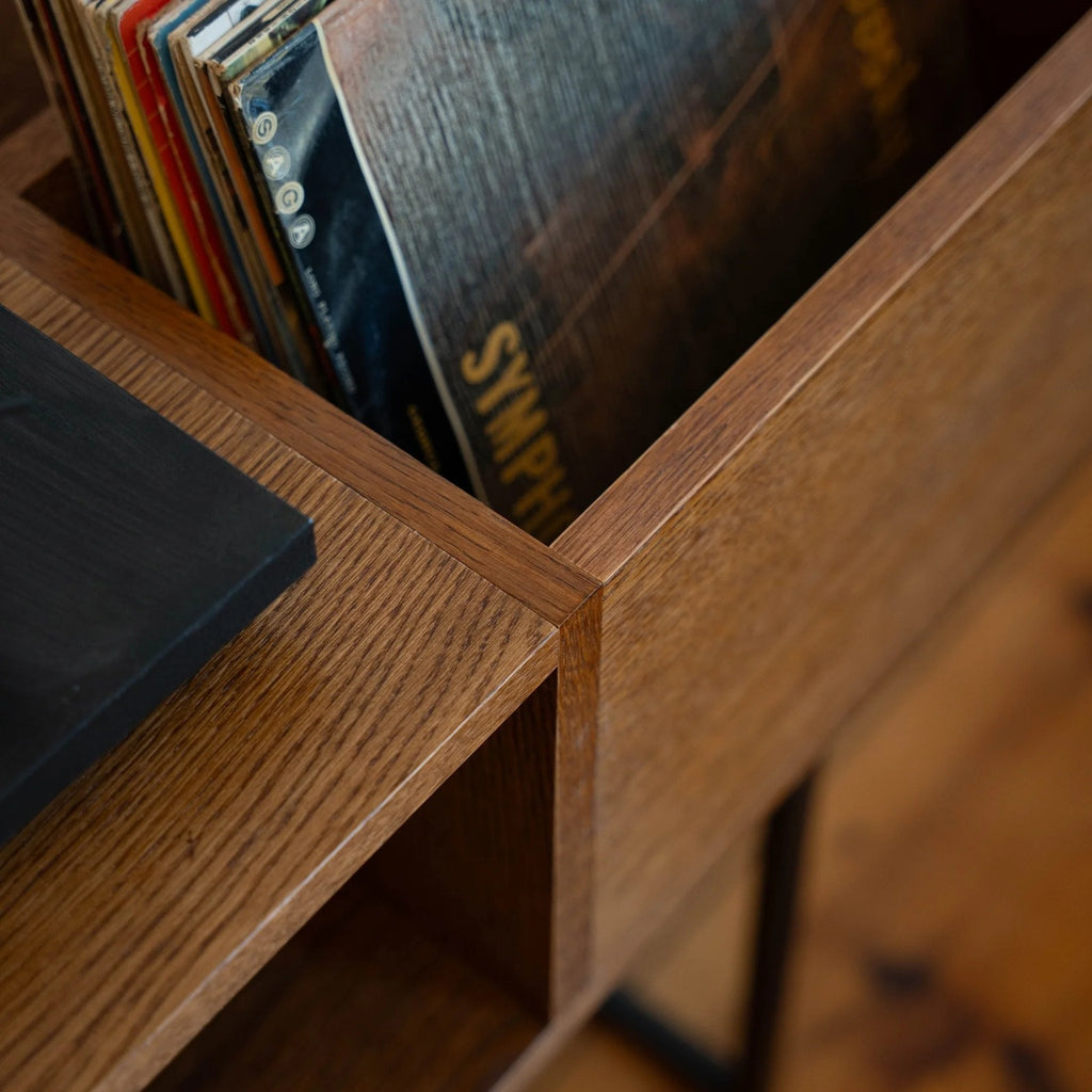 PLAY record cabinet – solid wood LP storage