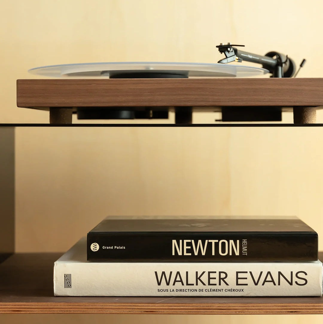 LOIA The Vinyl Console
